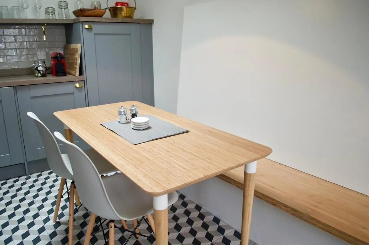 The Muse Apartment Edinburgh