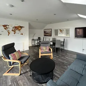 Apartment Very Central, Charlotte Square, Princes St, Edinburgh